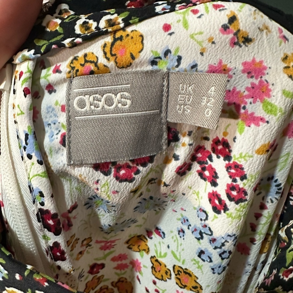 ASOS Floral Dress With Patchwork Design Size 0 Valentines Chic - Picture 2 of 6